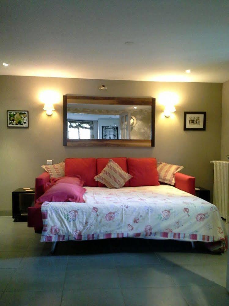 Bed & Breakfast La Campagne A Paris Exteriör bild